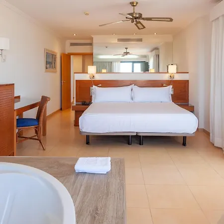 منتجع Playamarina 4*